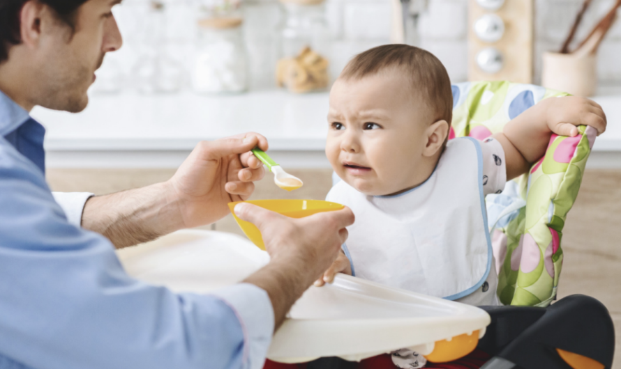 Conseils pour les bébés difficiles avec la nourriture